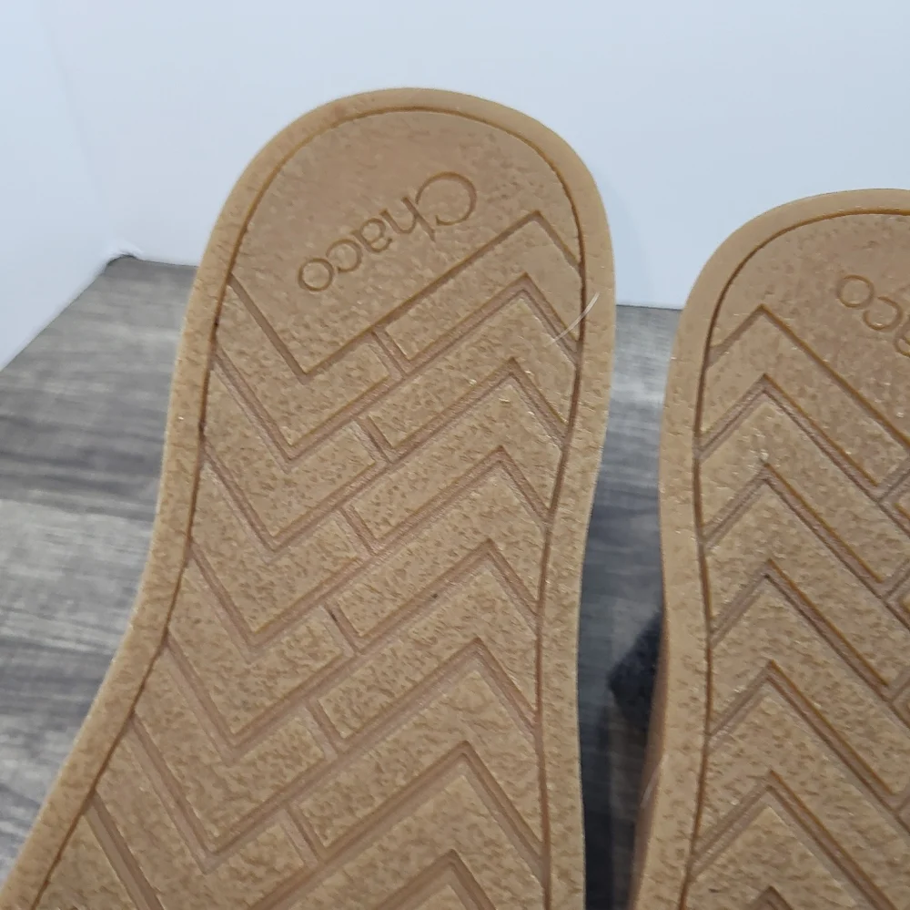 Chaco Revel Chelsea V-Gore Sz US 8 Women's Slip On Boots  JCH108356_8